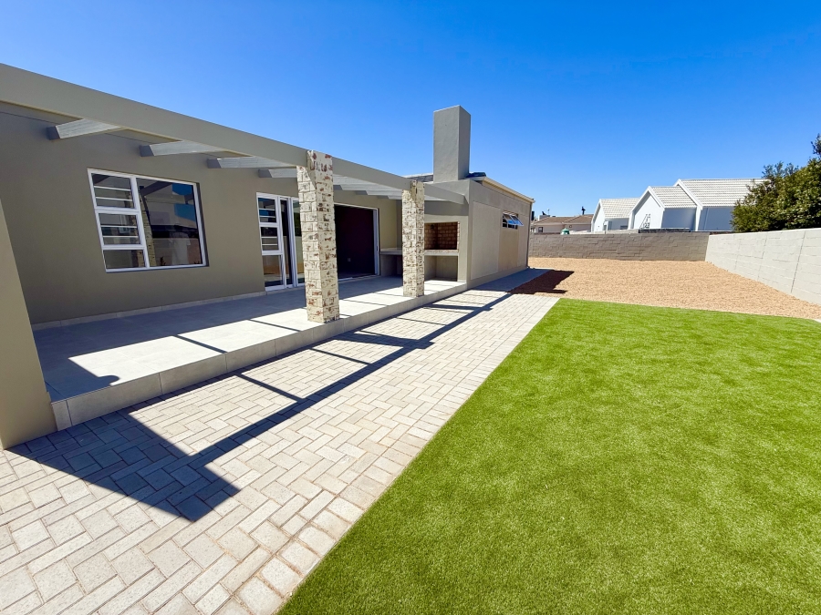 4 Bedroom Property for Sale in Country Club Western Cape